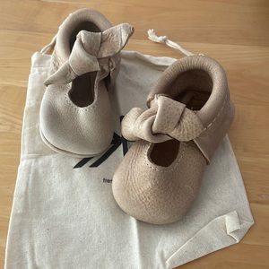 Freshly Picked weathered brown moccasins